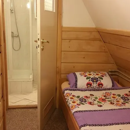 Goscinne I Duzy Camp Harenda Z Epickim Widokiem Na Tatry I Giewont Zakopane
