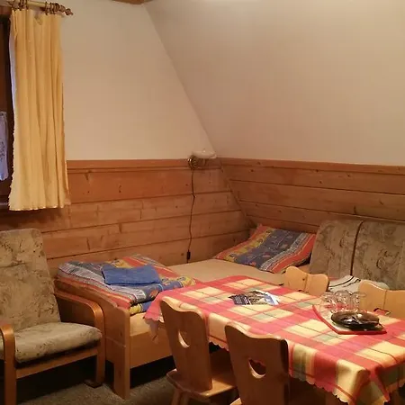 Δωμάτια σε οικογενειακή κατοικία Goscinne I Duzy Camp Harenda Z Epickim Widokiem Na Tatry I Giewont *